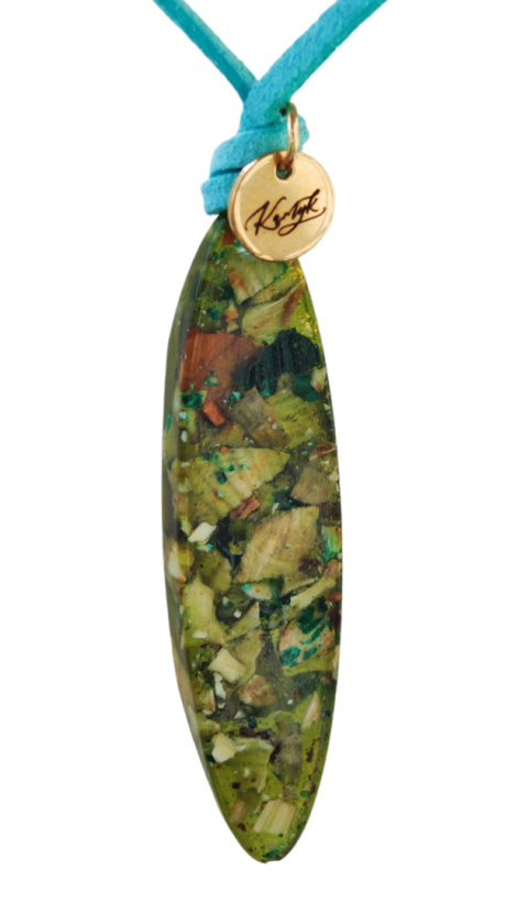 Kamykbijoux.pl – wisior, SUP, surf, naszyjnik Kamyk Bijoux, wisior Kamyk Bijoux, zawieszka z żywicy epoksydowej handmade Kamykbijoux.pl – wisior, SUP, surf, naszyjnik Kamyk Bijoux, wisior Kamyk Bijoux, zawieszka z żywicy epoksydowej handmade