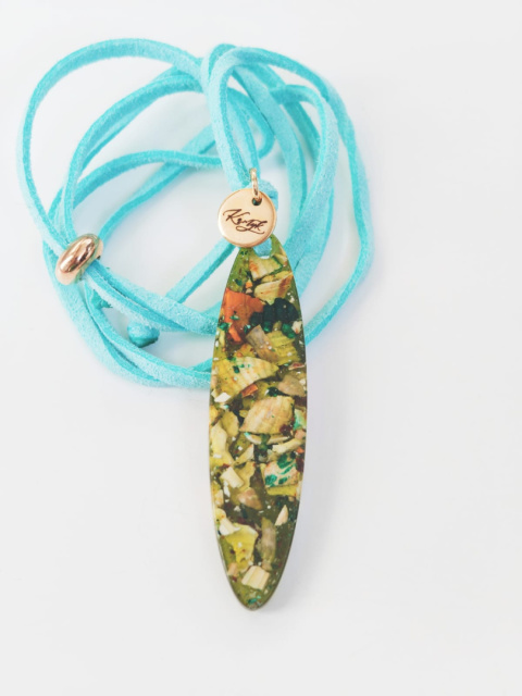 Kamykbijoux.pl – wisior, SUP, surf, naszyjnik Kamyk Bijoux, wisior Kamyk Bijoux, zawieszka z żywicy epoksydowej handmade Kamykbijoux.pl – wisior, SUP, surf, naszyjnik Kamyk Bijoux, wisior Kamyk Bijoux, zawieszka z żywicy epoksydowej handmade