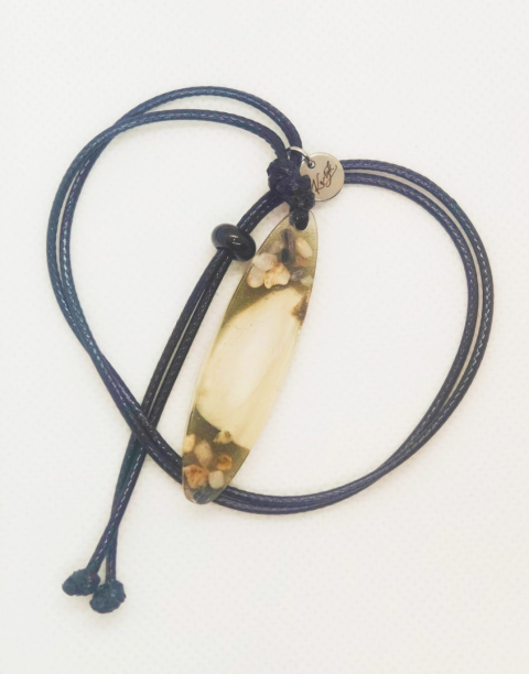 Kamykbijoux.pl – wisior, SUP, surf, naszyjnik Kamyk Bijoux, wisior Kamyk Bijoux, zawieszka z żywicy epoksydowej handmade Kamykbijoux.pl – wisior, SUP, surf, naszyjnik Kamyk Bijoux, wisior Kamyk Bijoux, zawieszka z żywicy epoksydowej handmade